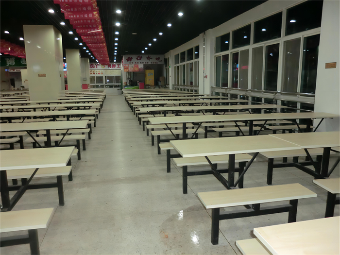 富士康员工食堂餐桌椅